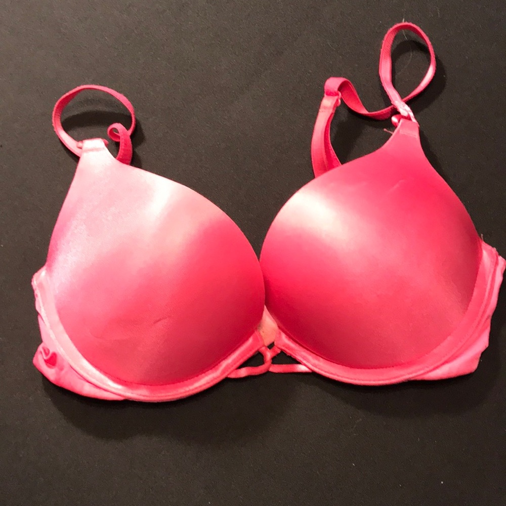 VS Miraculous Plunge Bras (Price listed is for 6) - Picture 7 of 7